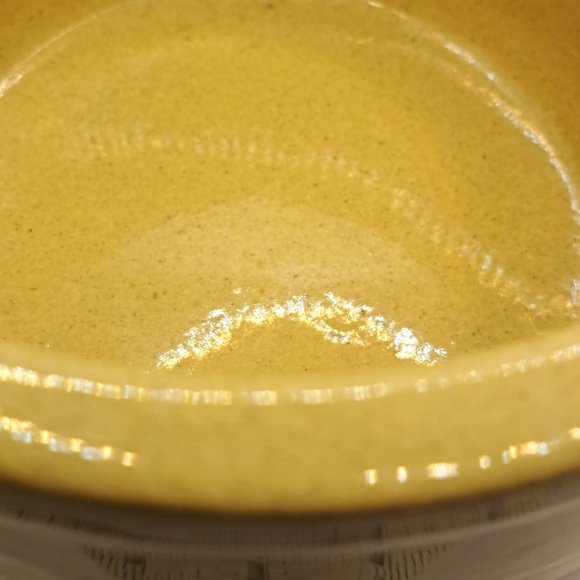 Mid Century Modern Pottery Bowl. - Picture 4 of 5